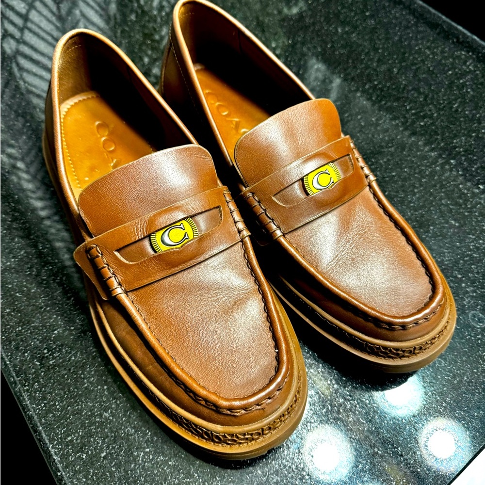 Coach loafer with signature coin